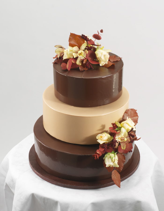 Chocolate Wedding Cake Decorations - Malarkey Cakes | Wedding Cake design |  London